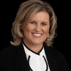 Meet your Posher, Gina